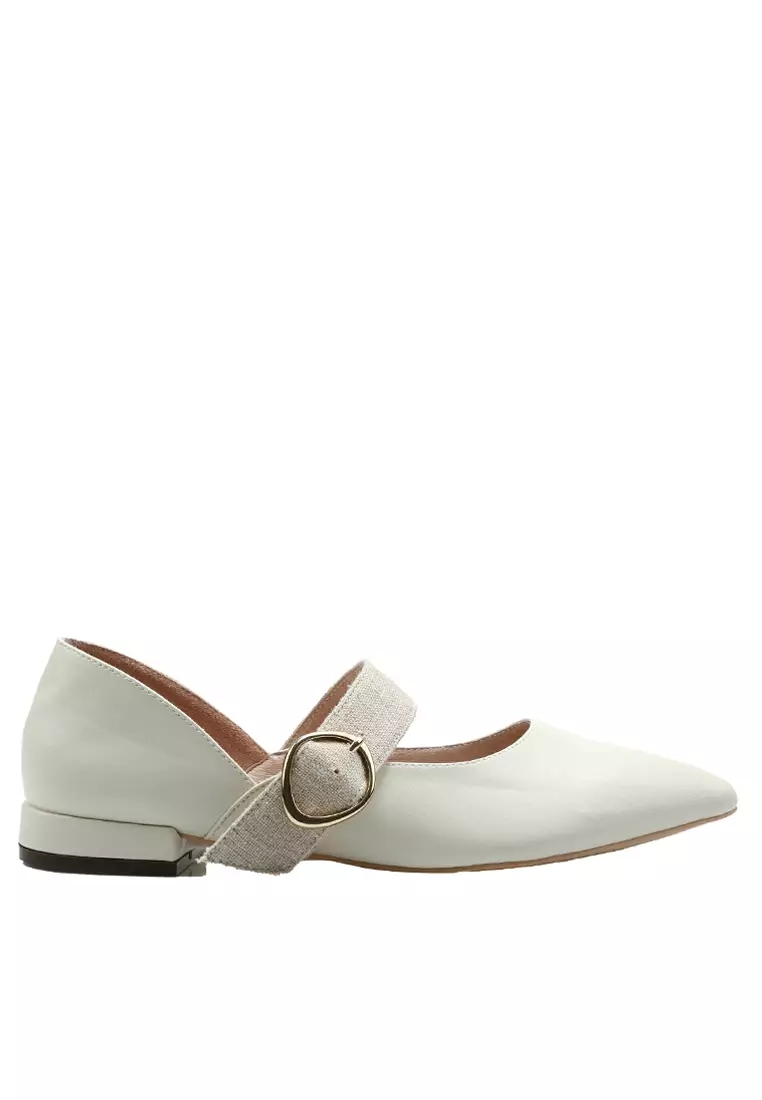Discount on Twenty Eight Shoes  shoes - SKU: Pointed Strap Leather Flat Shoes Th688-11