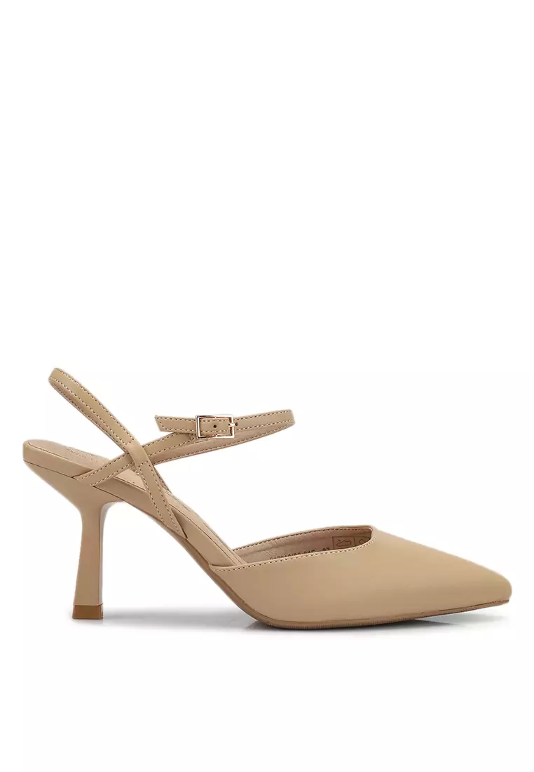 Discount on Betsy  shoes - SKU: Caterlina Slingback Heels