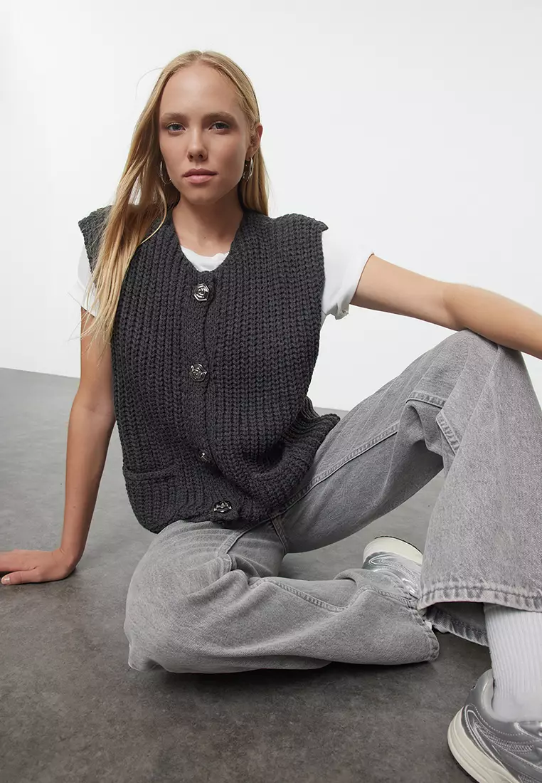 Anthracite Crew Neck Fitted Vest TWOAW25YE00027