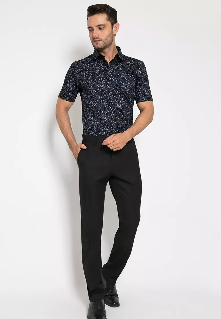 Johnwin - Kemeja Formal - Motif Abstrak - Hitam - FSH.650.K392.869.CSS