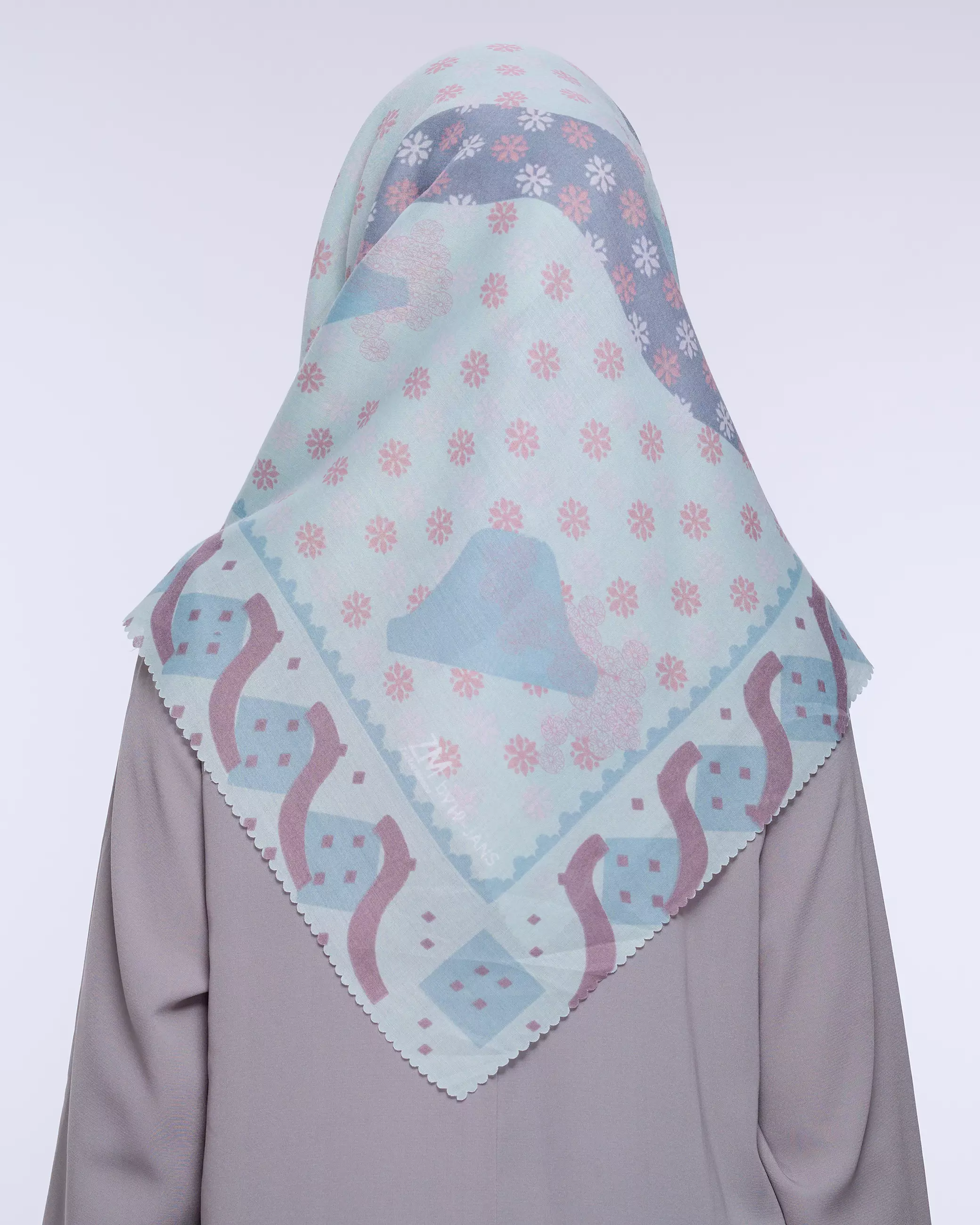 ZM Zaskia Mecca - Nias Myth Scarf Kerudung Segi Empat