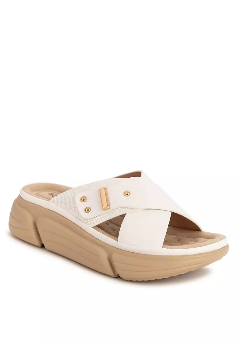 Discount on UNLISTED  shoes - SKU: KALI WEDGE SLIDES SOFTAWALK