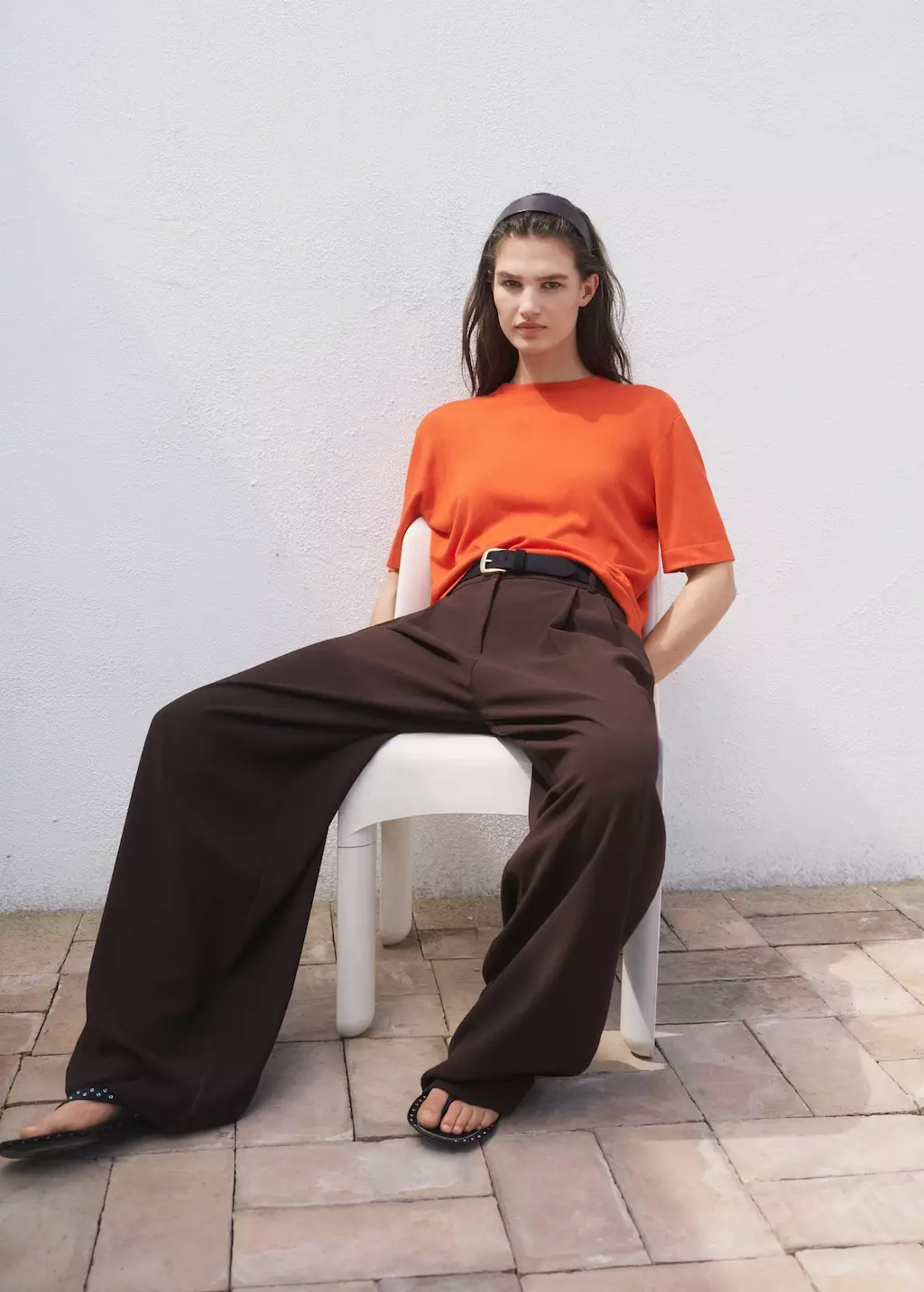 Sweater rajutan halus lengan pendek