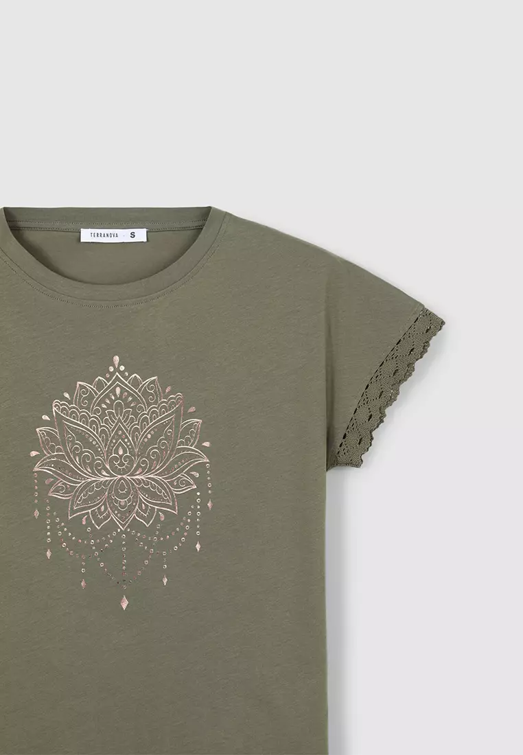 Woman Short-Sleeved T-Shirt
