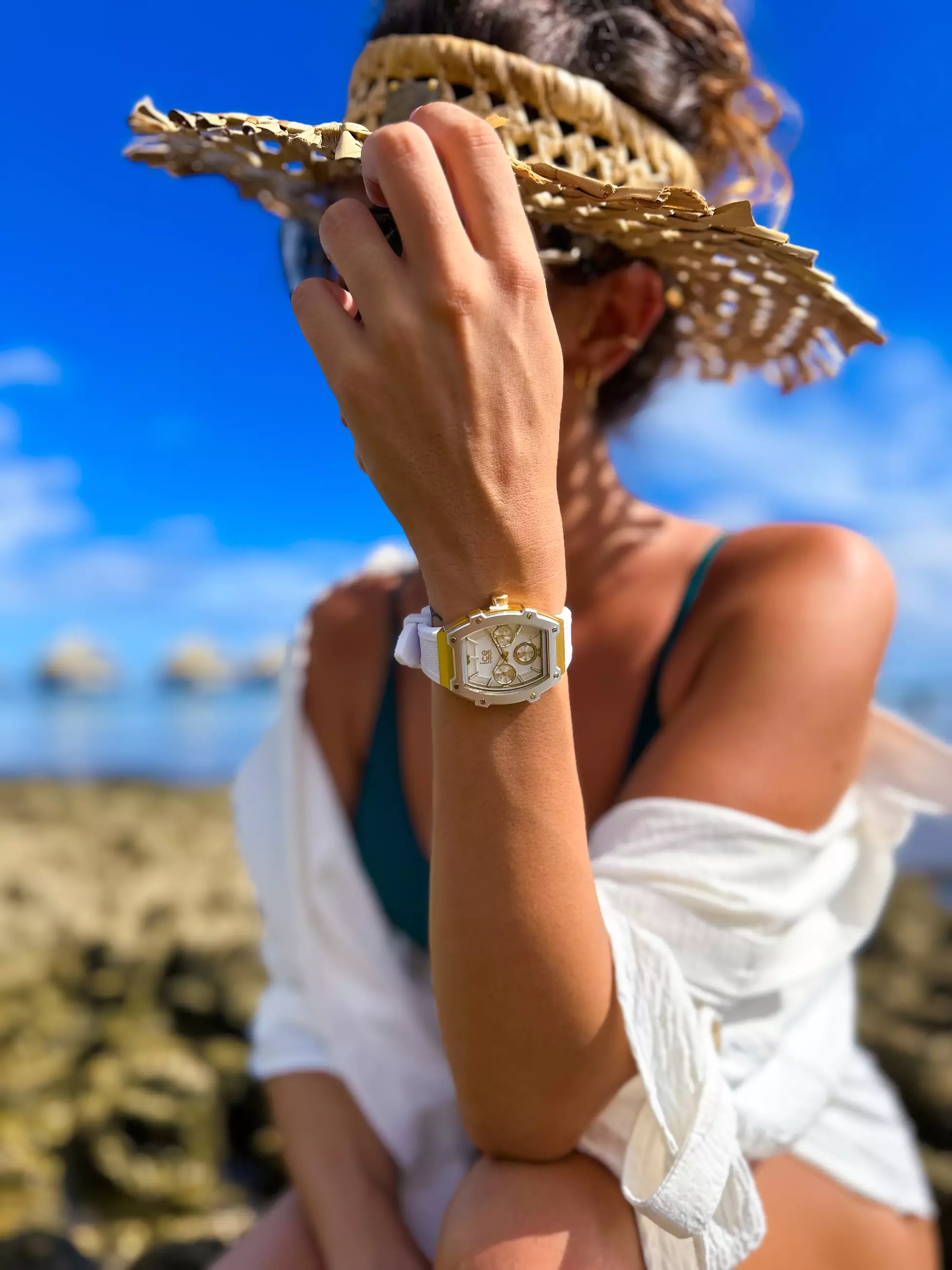 Jam Tangan Wanita Ice Watch ICE Boliday - White Gold 40mm [022871]