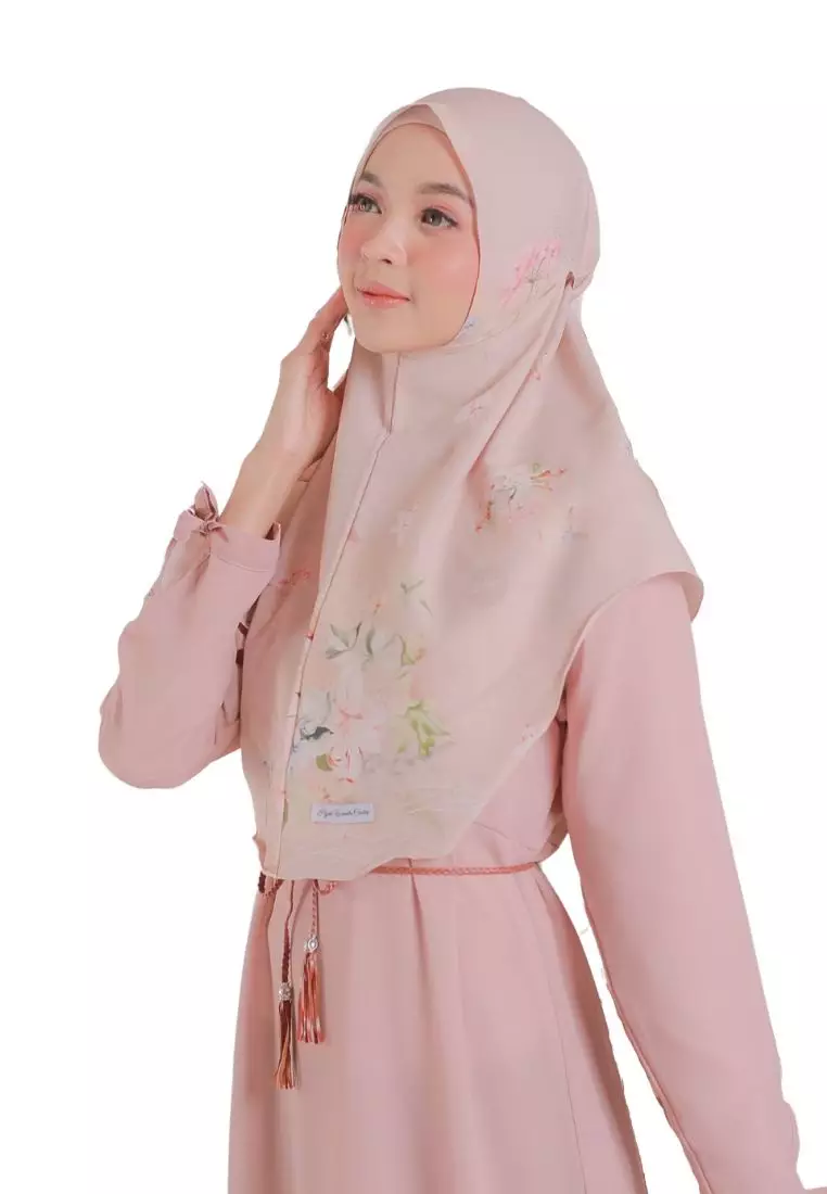 Jual Hijab Wanita Cantik.com Hijab Instan Baiti Lily Varian Cream ...