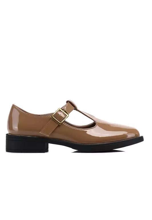 Camryn Rounded Toe Loafers