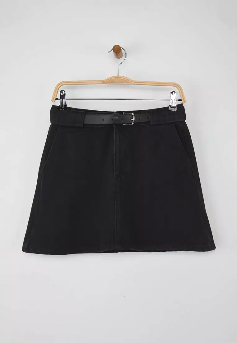 Trendyolmilla Wardrobe Essentials Black More Sustainable Belt Detailed Denim Skirt Twoaw26Et00027