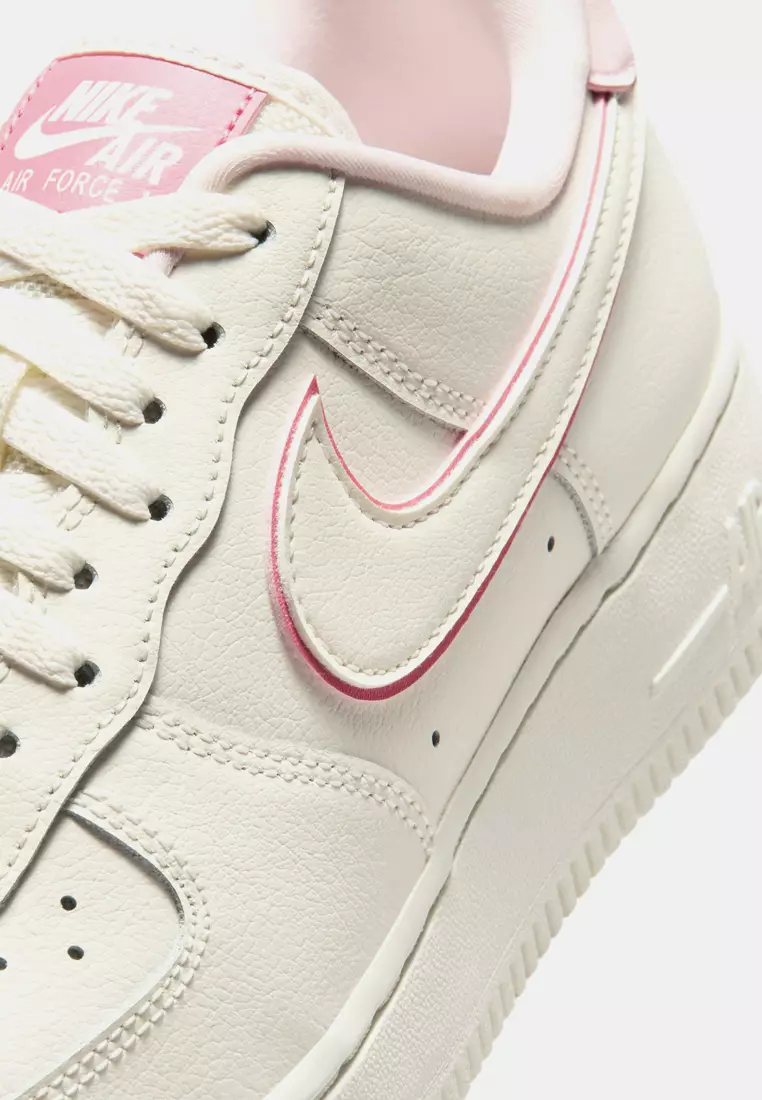 Air Force 1 '07 Essential Shoes
