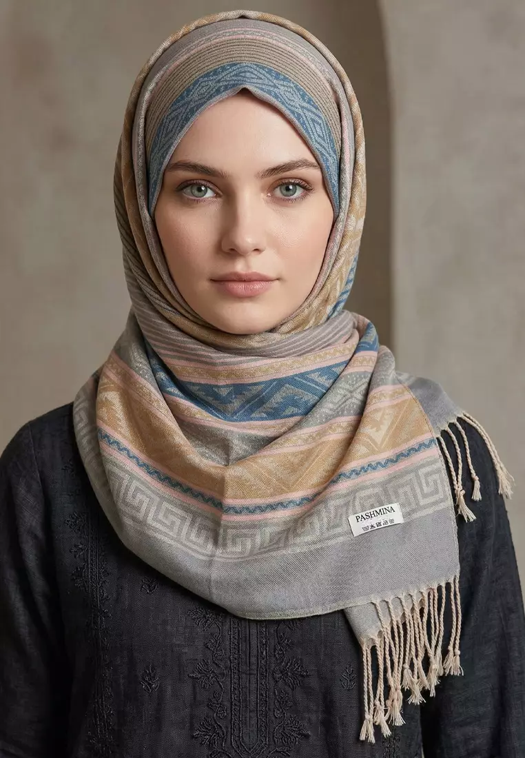 Hijab Pashmina Wanita Reversible Viscose Nomad Weave Pashmina Shawl Syal Wanita Sandstone Beige