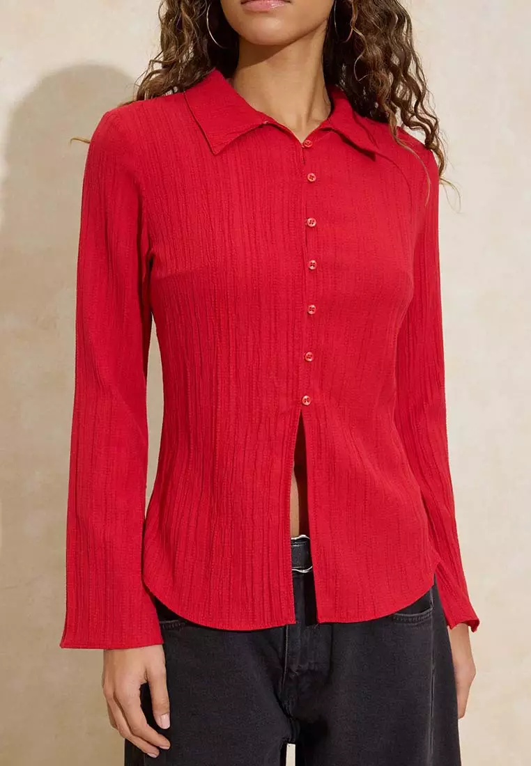 Red Textured Fitted Waist Fitted Woven Shirt Twoss24Go2