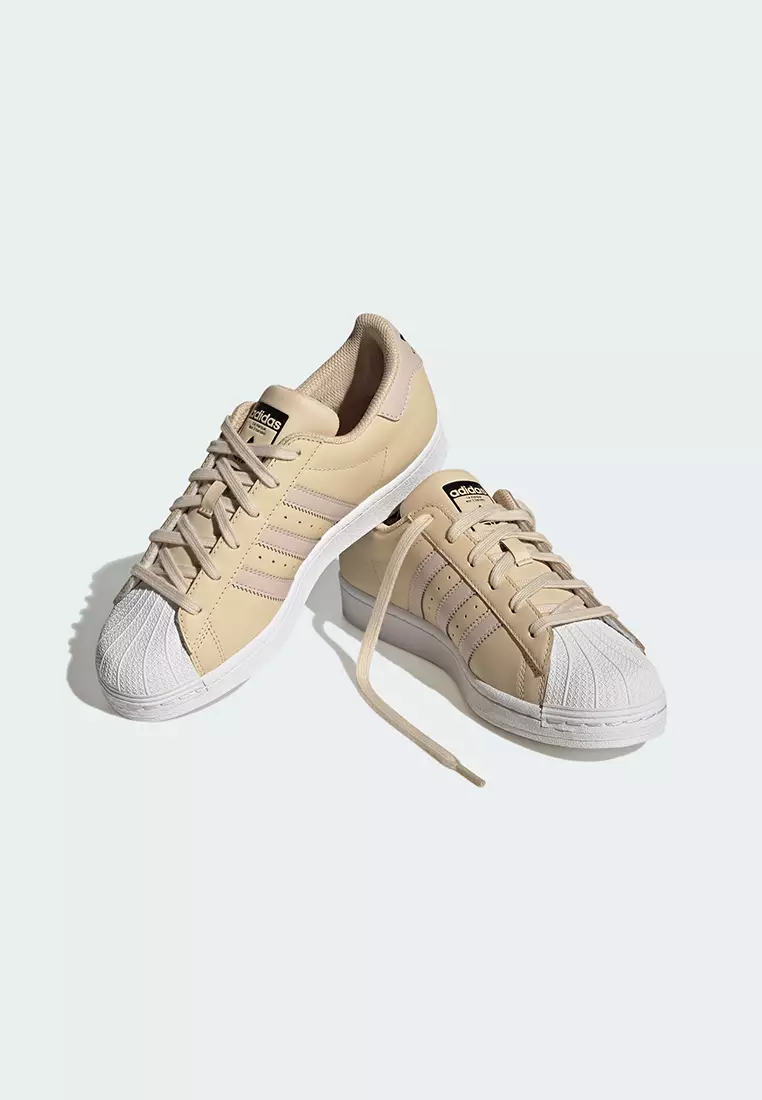 Superstar homme beige on sale