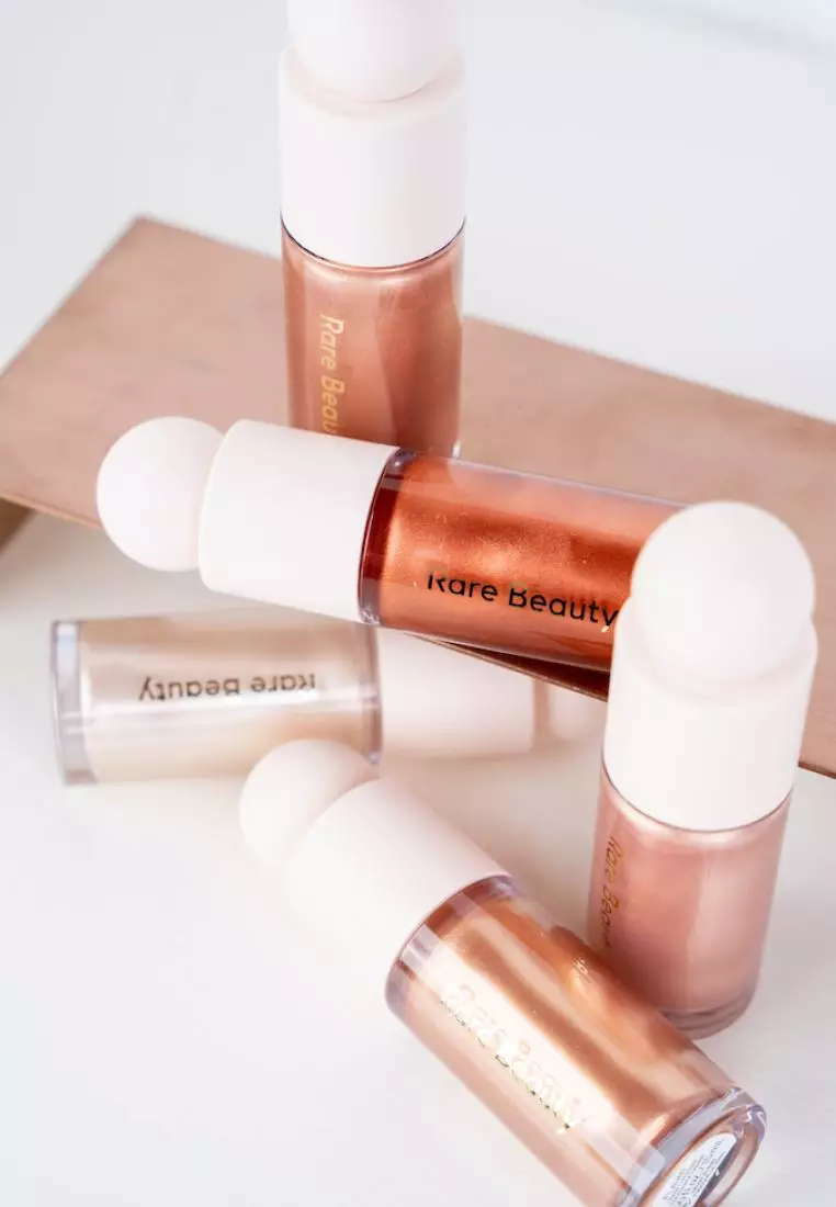 Rare Beauty Positive Light Liquid Luminizer Flaunt