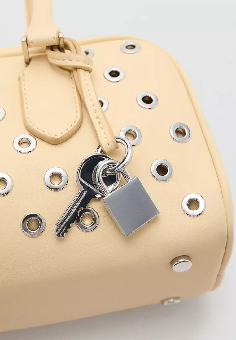 Bowling Bag Eyelets