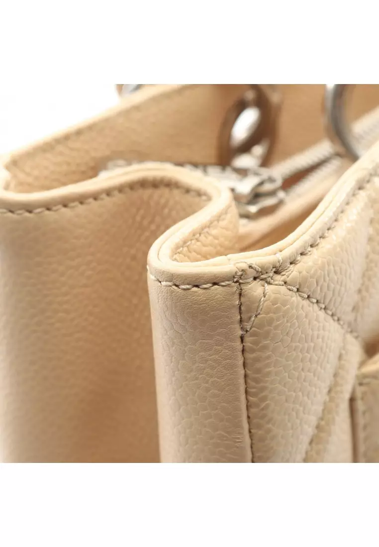 Pre-Loved Chanel matelasse grand shopping GST chain shoulder bag chain tote bag Caviar skin beige silver hardware