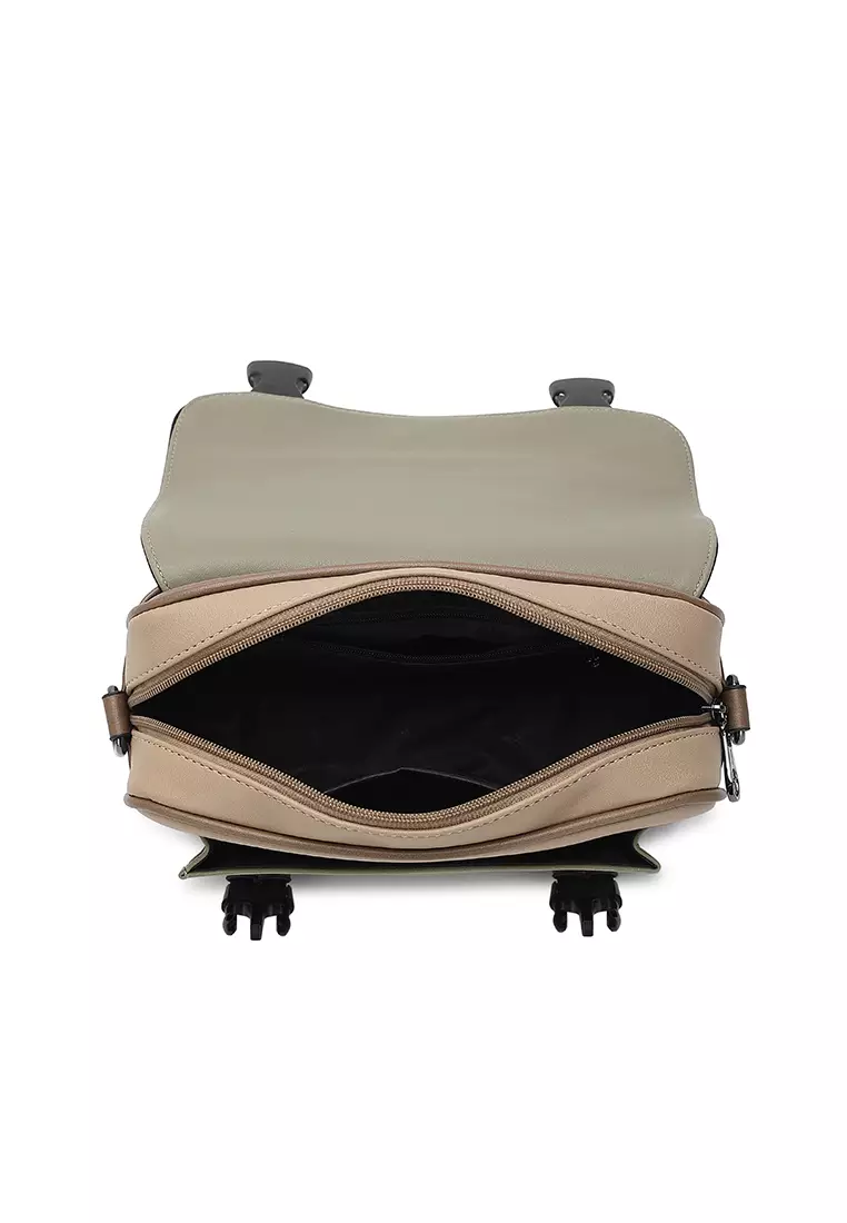 Casual Messenger Bag / Crossbody Bag / Sling Bag (Tas Selempang Pria) - Hijau
