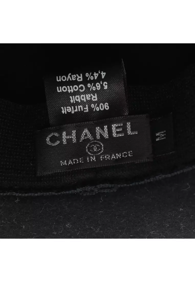 Pre-Loved Chanel coco mark center fold hat Rabbit Felt black Navy