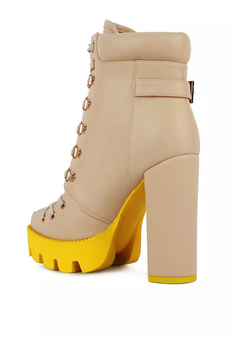 Cushion Collared Biker Boot in Beige