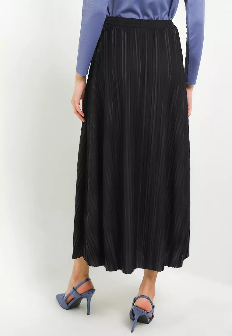 Pleated Maxi Skirt