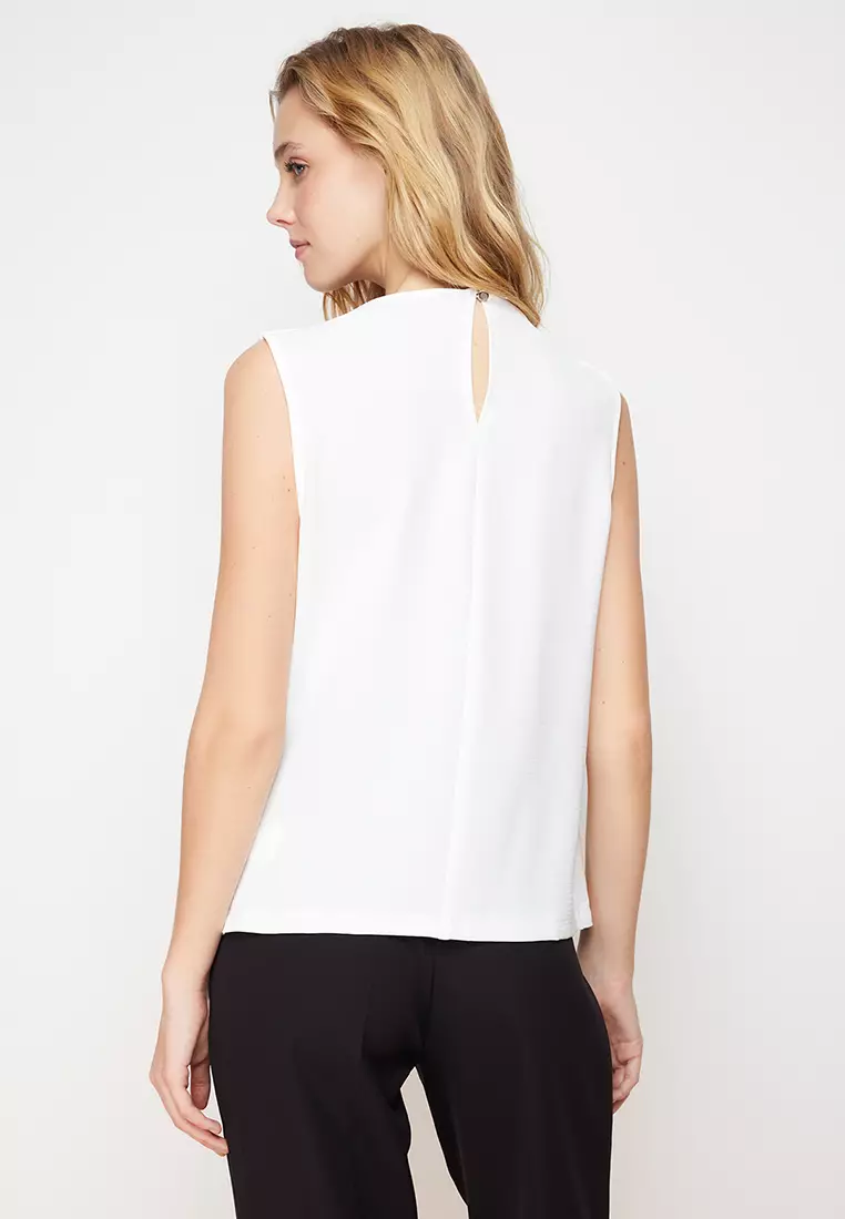 Basic Sleeveless Top