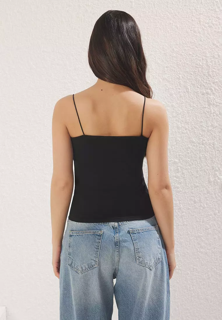 Black-Black-White 3-Pack Strappy Square Neck Flexible Knitted Undershirt TWOSS24AL00054