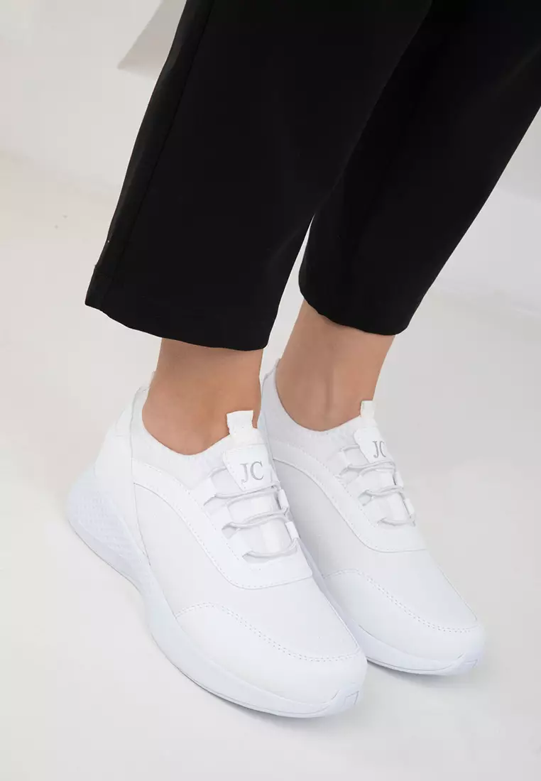 19594 Model White Women's Sneakers