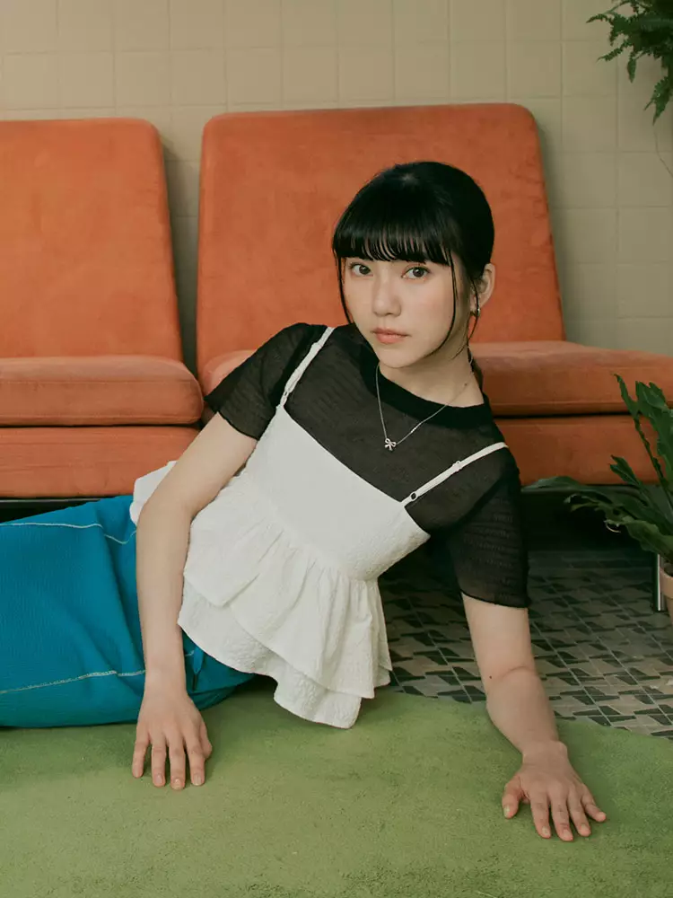 Wrinkled sheer mesh short-sleeve top [AB19539]