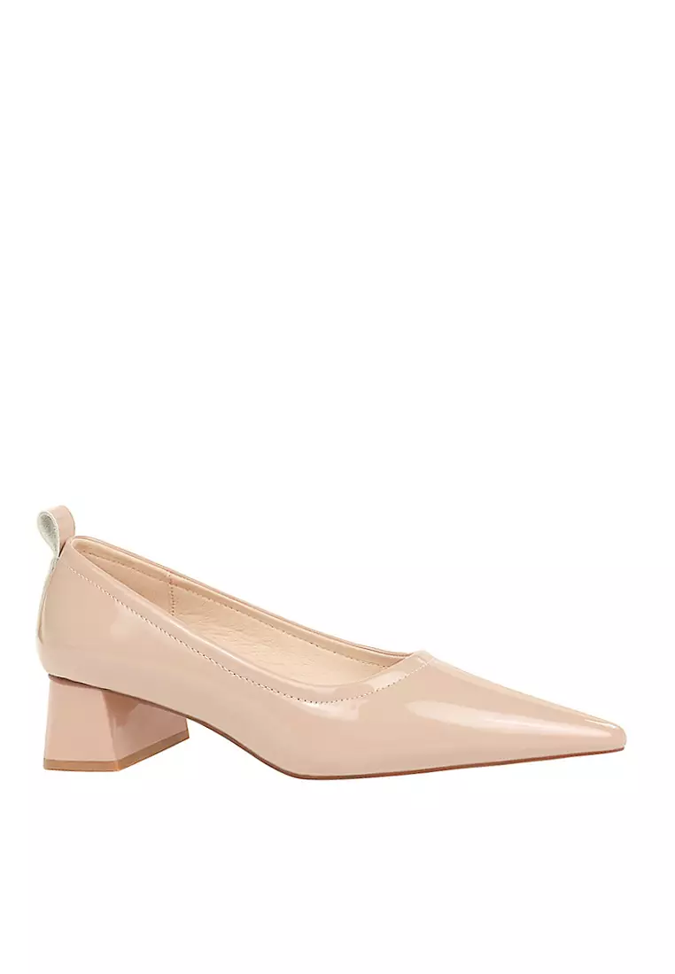 Discount on Twenty Eight Shoes  shoes - SKU: VANSA Simple Shinny Patent Pointed Mid Heel Pumps VSW-H1235-1
