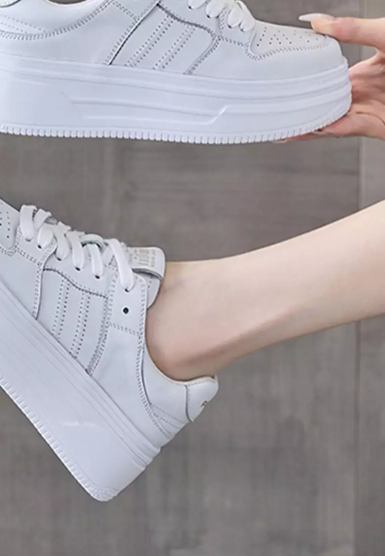 Shoes color white store