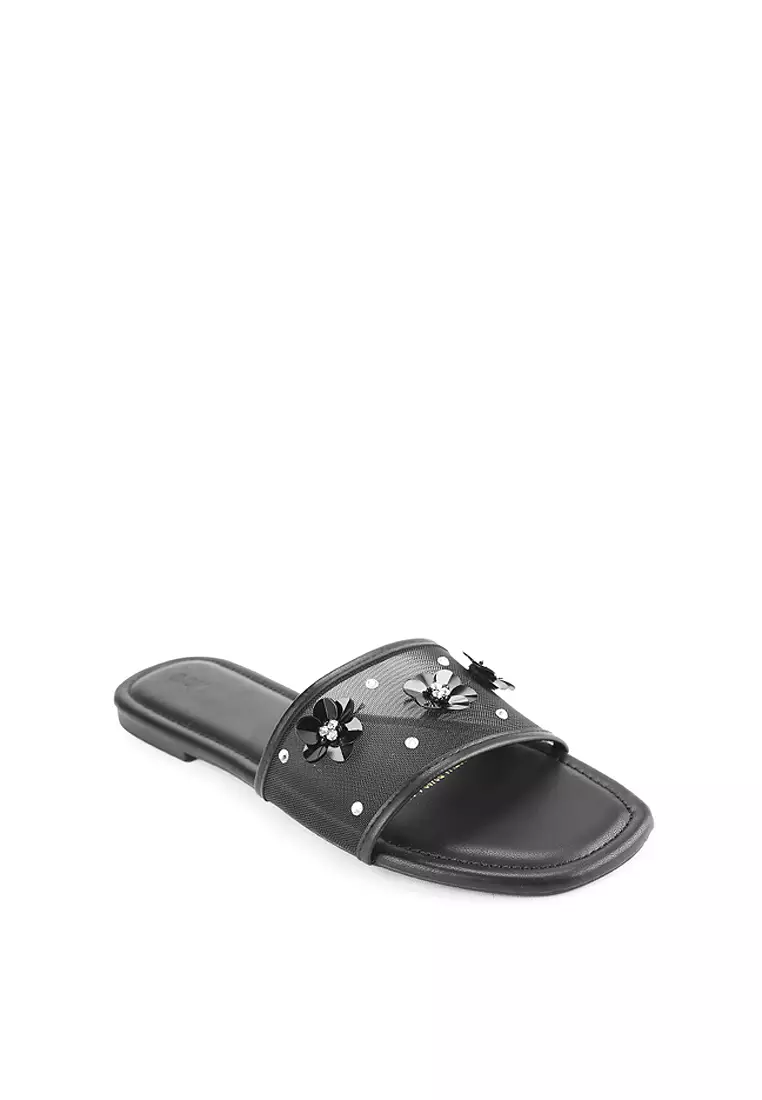 Cecelia R2482-1 Casual Sandal Black