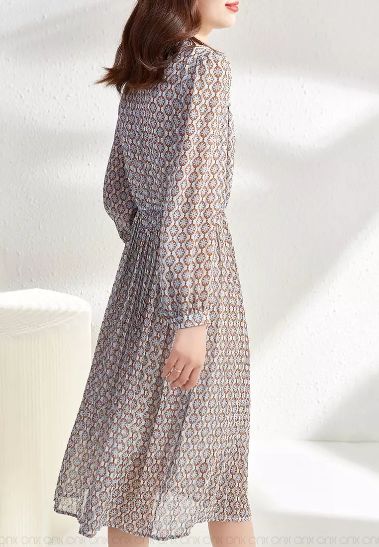Vintage print dresses top