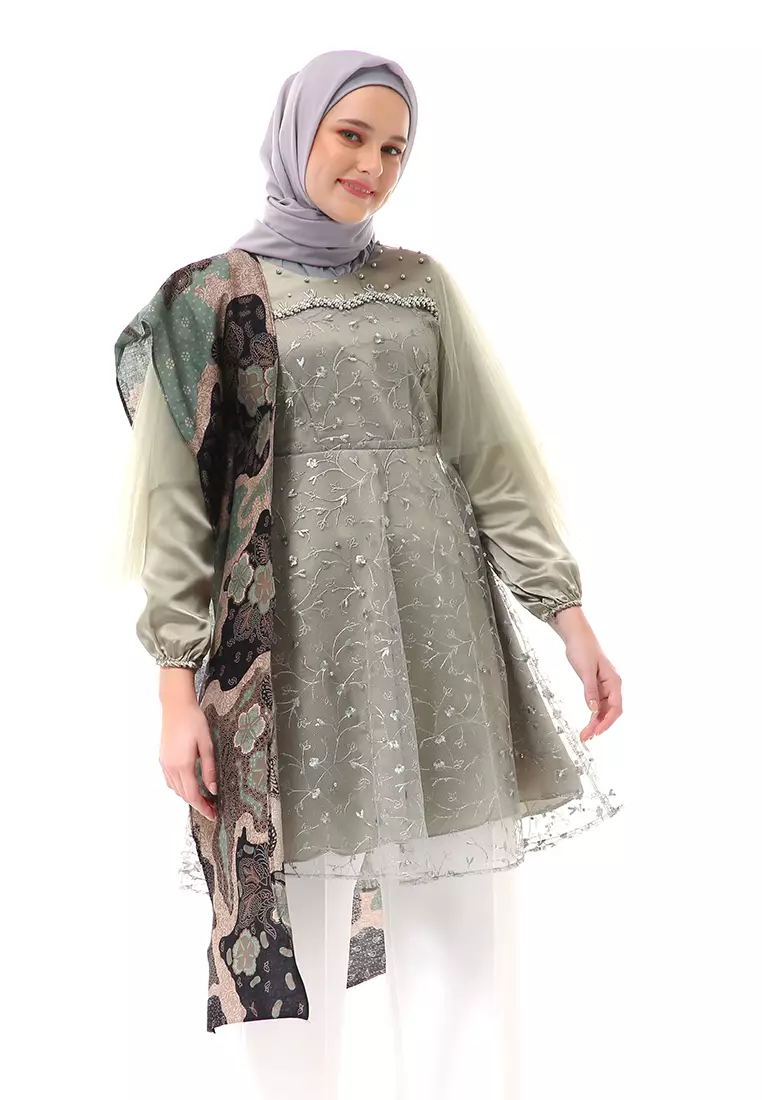 Ivona Long Tunik Motif Batik Atasan Wanita Series Couple Regular Fit - Sage Green