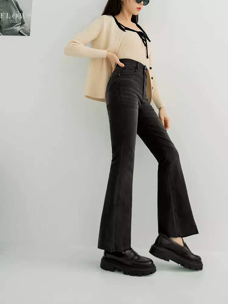 視覺細-5KG．腰鬆緊刷色小喇叭牛仔顯瘦褲《BA7595》