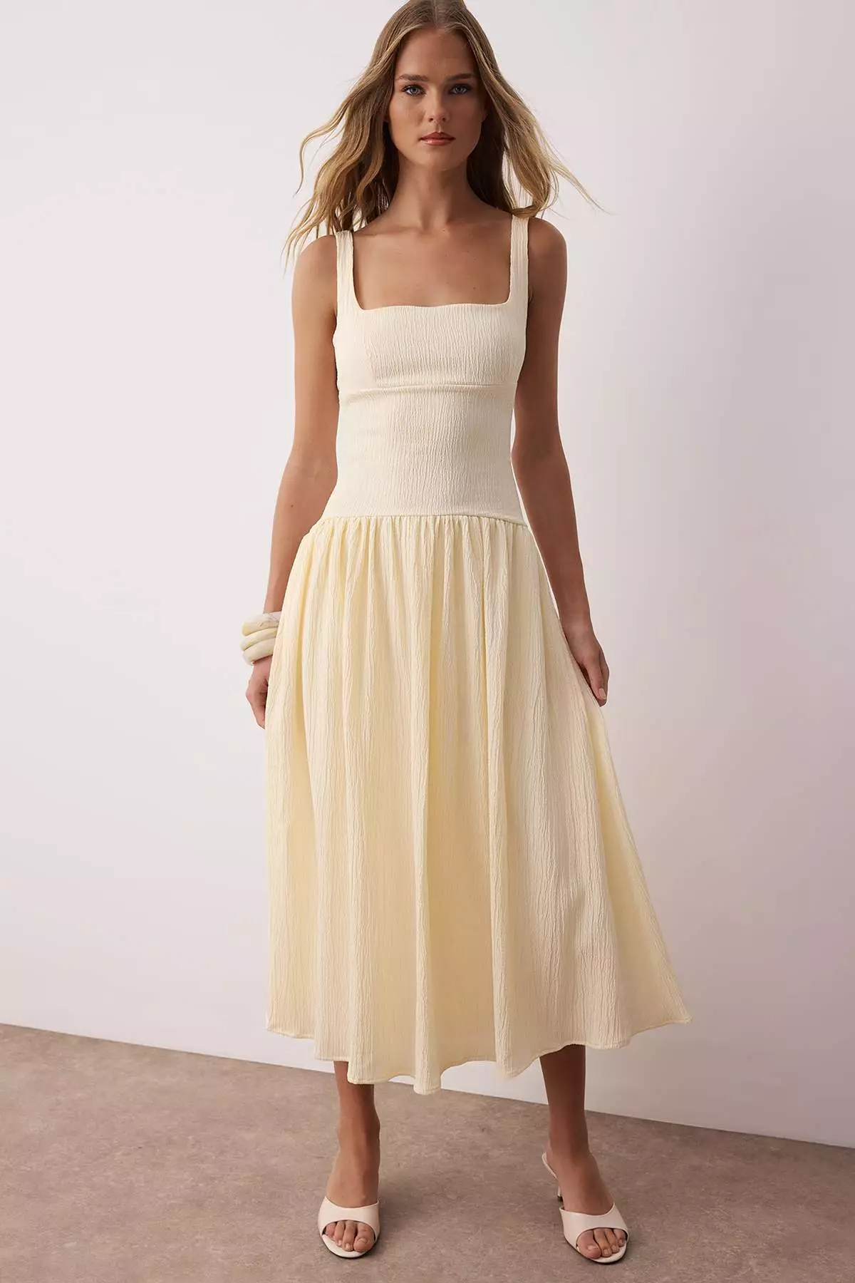 Cream Special Fabric Corset-Look Backless Woven Skirt Wide Midi Dress