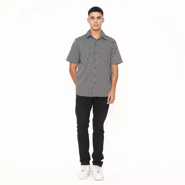 AMK Kemeja Pria Lengan Pendek SHP Junior Ss Black