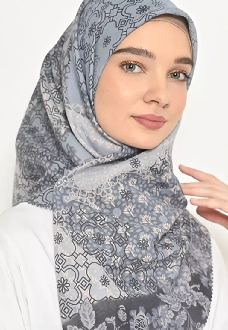 Jual VIP Couture VIP Couture Kila Scarf Abu-abu Original 2025 | ZALORA ...