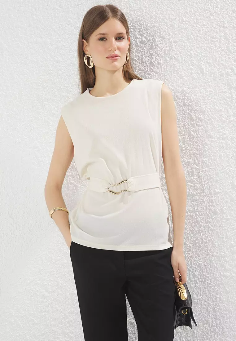 Light Stone Belted Regular Pattern Knitted Blouse TWOSS25BZ00088