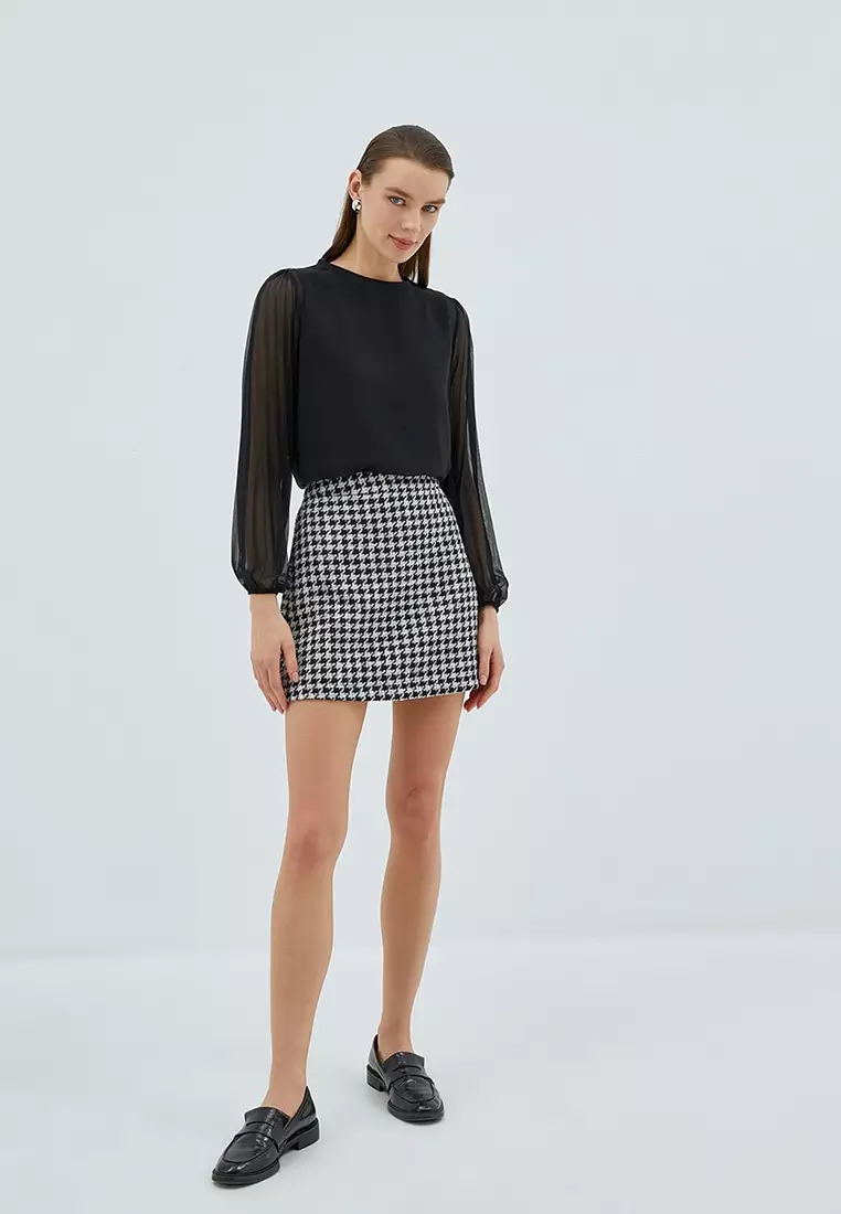 Pleated Sleeves Chiffon Blouse