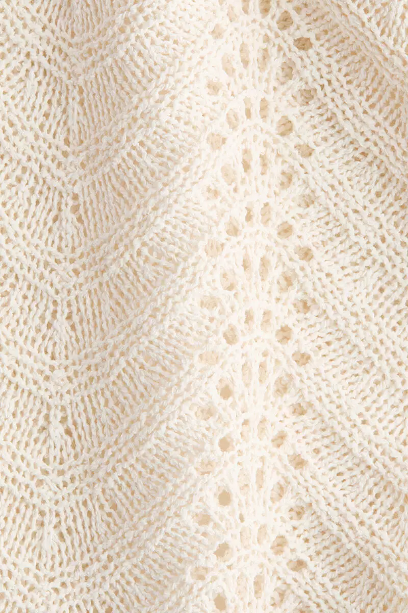 Knitted pull-on shorts