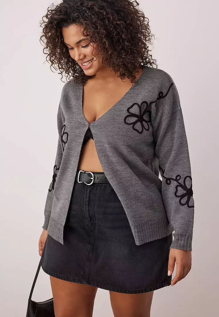 Anthracite Embroidery Detailed V-Neck Knitwear Cardigan Tbbaw26Av00018