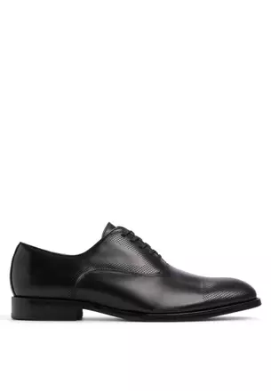 Latest Leather Shoes Men | Up to 90% @ ZALORA SG