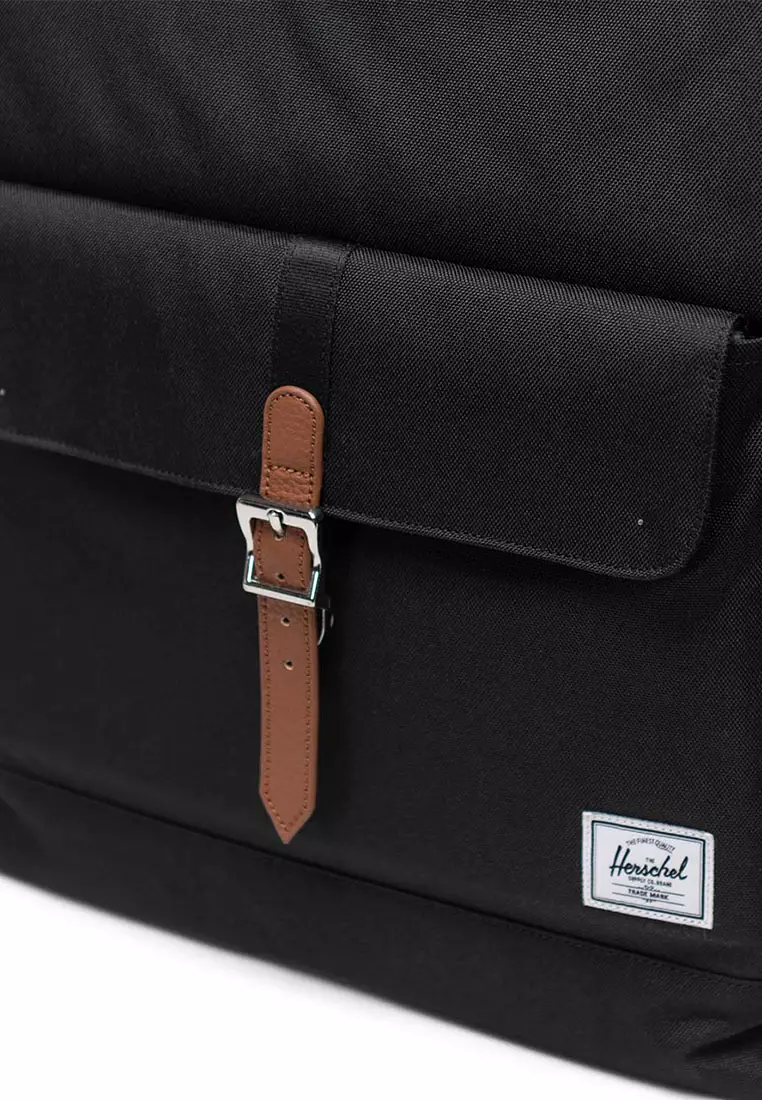 Herschel retreat black top