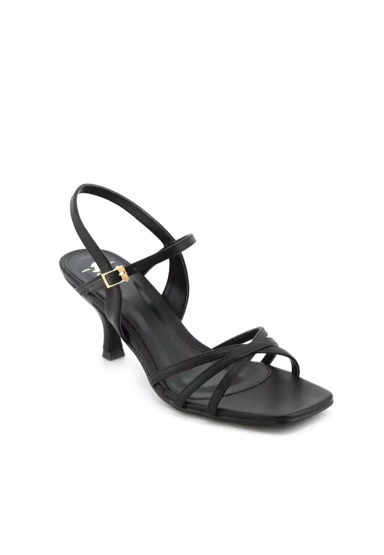 Bata shop black heels