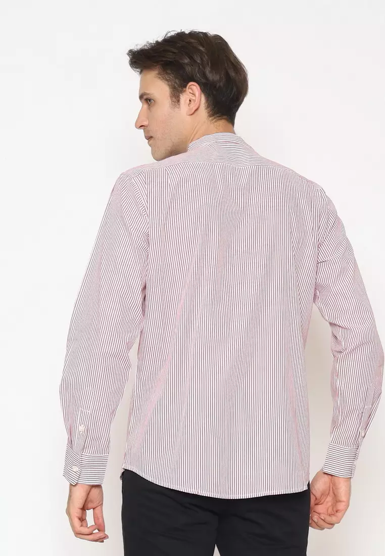 POLICE Kemeja Salur Koko Krah Shanghai Regular Fit Lengan Panjang Pria Putih Maroon