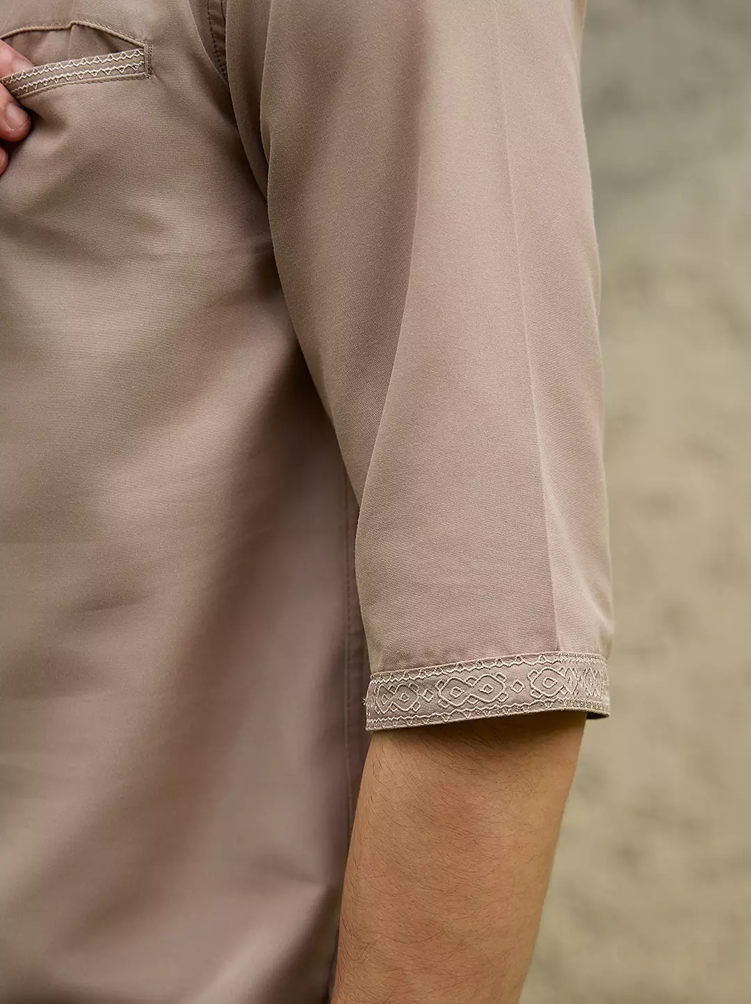 OXCON Kemeja koko Tangan 3/4 Bordir Hasbi Mocca