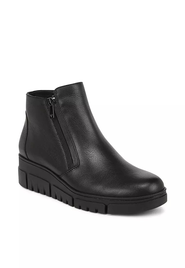 Discount on Vionic  shoes - SKU: Uptown Wedge Uptown Sur Womens Boorts Shoes
