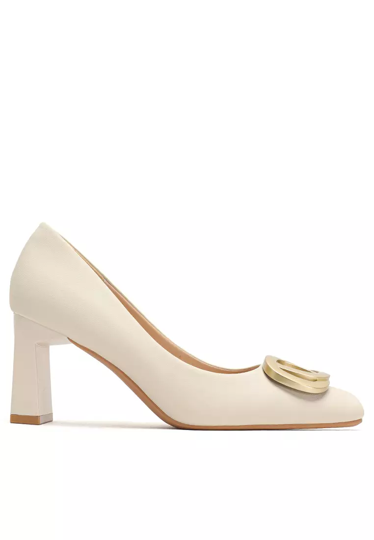 Discount on Twenty Eight Shoes  shoes - SKU: 7cm Metal Buckle Microfiber Leather Pumps By2373-18