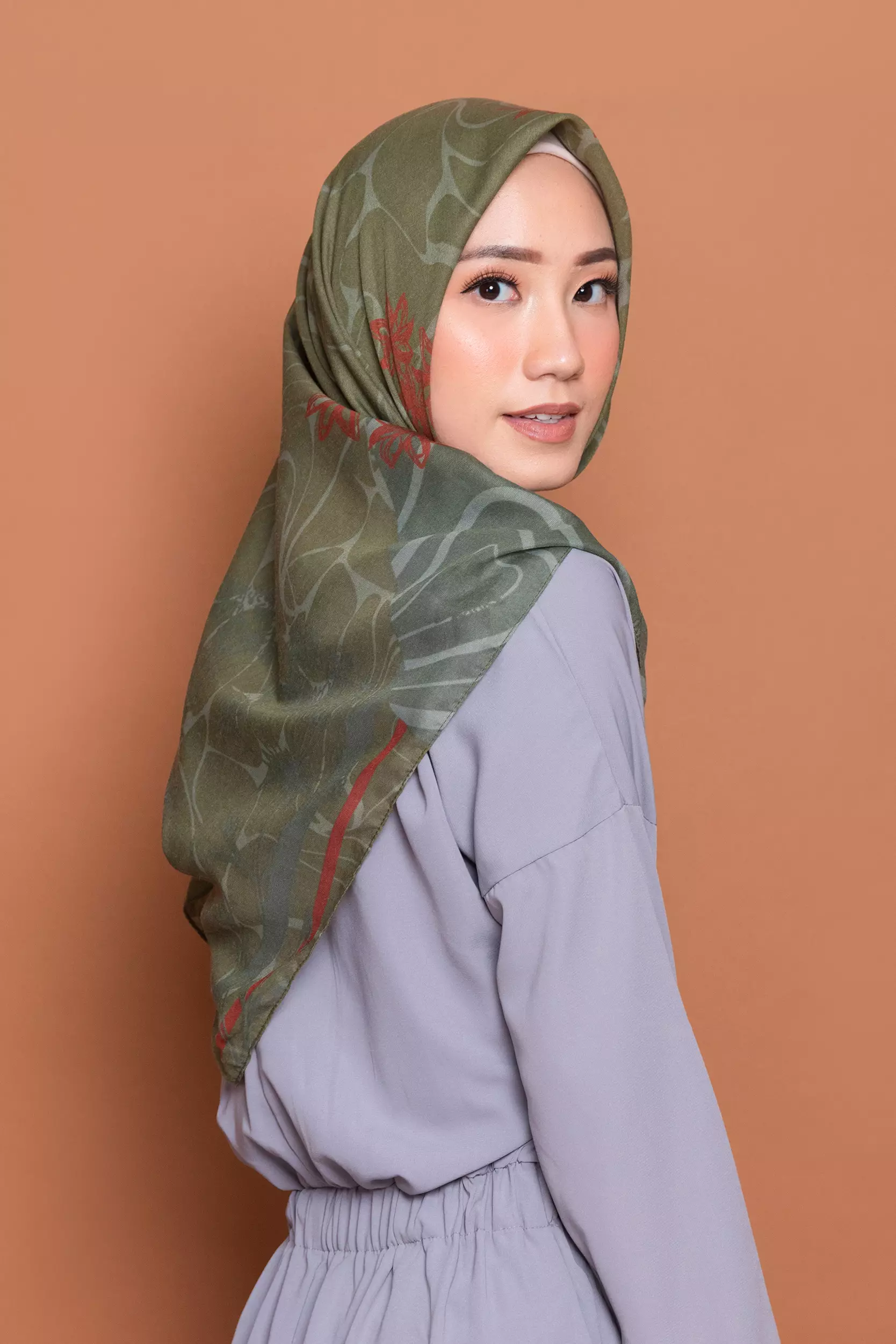 Year End Sale - ZM Zaskia Mecca - Maluku Olive Scarf Kerudung Segi Empat - Jelita Indonesia