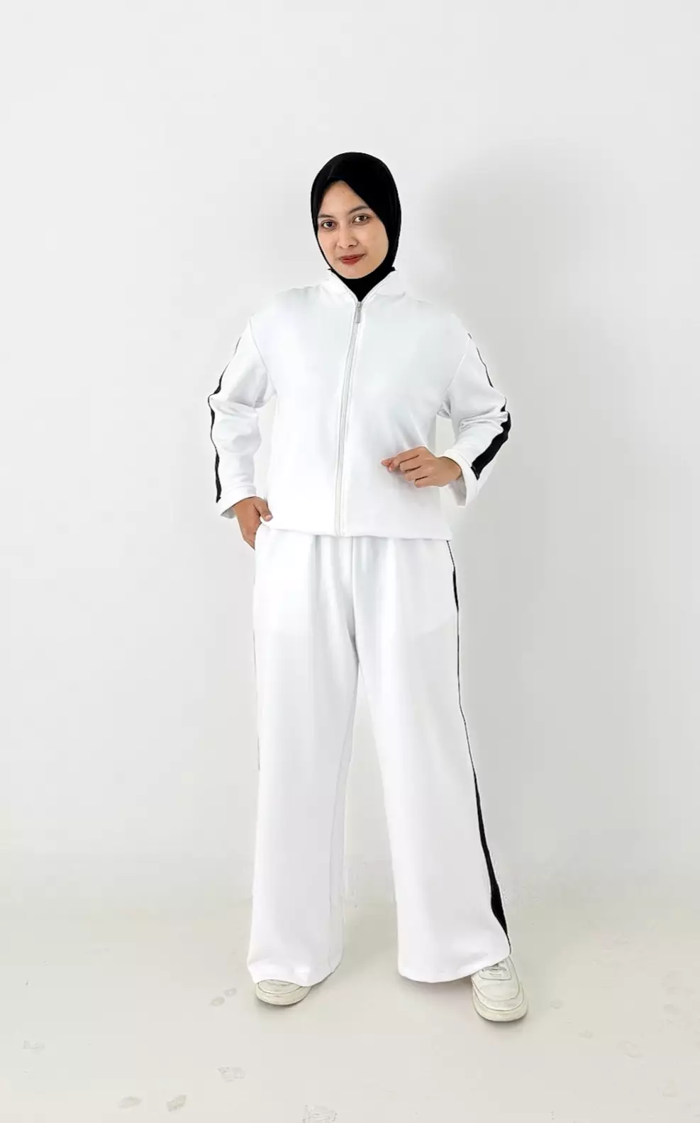 Set Sporty Kulot Whitney PUTIH Setelan Jaket Kulot Olahraga