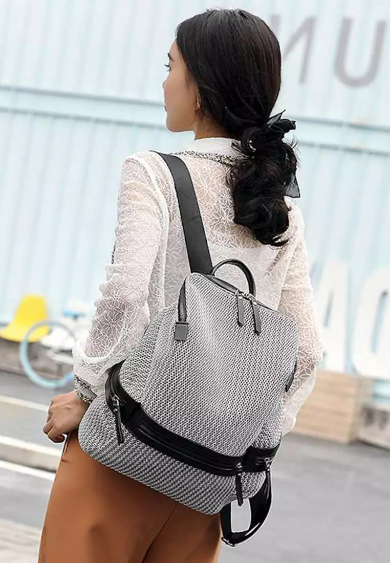Backpack with online top handle